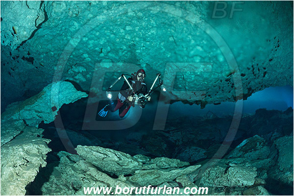 Cave, Eden, Cenotes, Tulum, Yucatan, Mexico, Diver, Underwater photographer, Blur