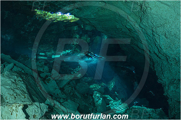 Cave, Chikin Ha, Cenotes, Tulum, Yucatan, Mexico, Light ray, Diver