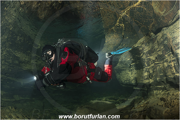 Cave, Suhadolca, Cerkniško jezero, Slovenia, Diver