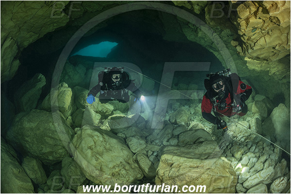 Cave, Elefante bianco, Bassano del Grapa, Italy, Diver, Entrance