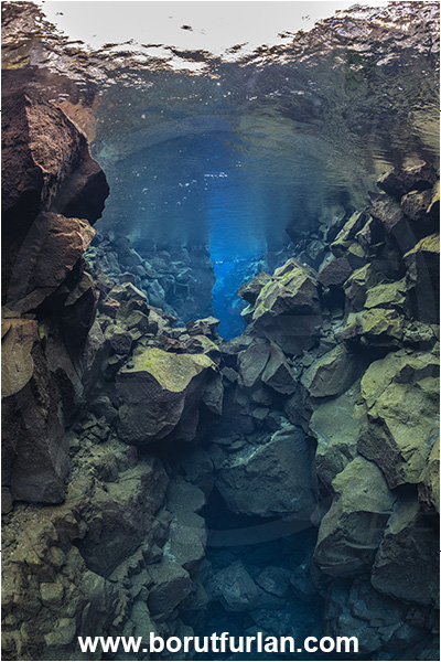Silfra, Pingvallavatn, Iceland, Lake, Rocks, Fissure, Canyon