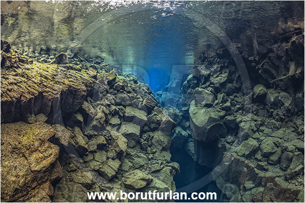 Silfra, Pingvallavatn, Iceland, Lake, Rocks, Fissure, Canyon