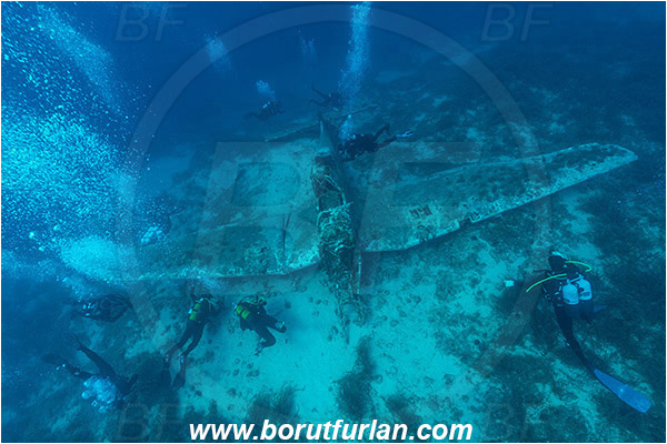 Island Zirje, Croatia, Adriatic sea, Mediterranean sea, Wreck, Airplane, Junkers JU-87 - Stuka, Diver, Divers