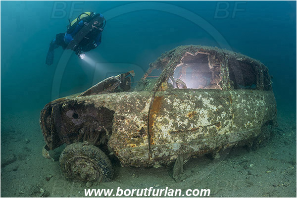 Fiesa, Slovenia, Adriatic sea, Mediterranean sea, Wreck, Car, Car wreck, Renault 4, Diver