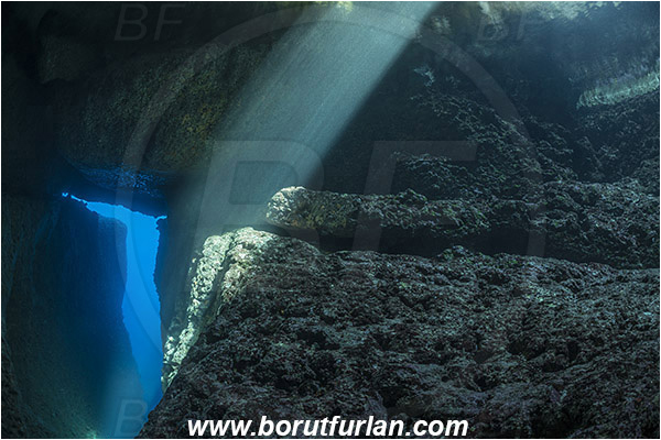 Island Susac, Croatia, Adriatic sea, Mediterranean sea, Reef, Cave, Light rays, Canyon