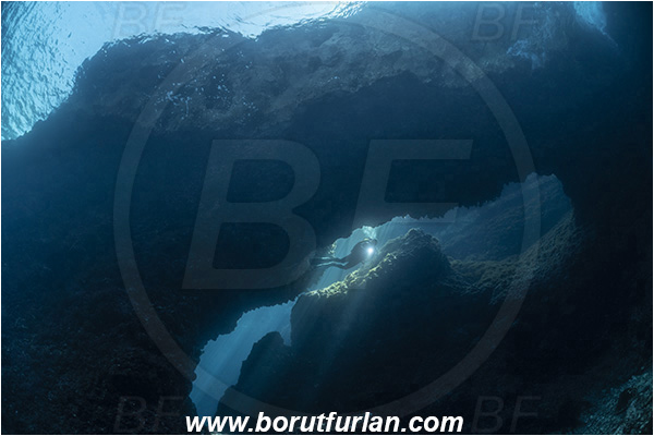 Island Susac, Croatia, Adriatic sea, Mediterranean sea, Reef, Sea lake, Cave, Widow, Light rays, Bridge, Diver