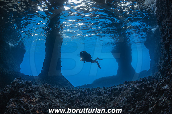 Island Vis, Croatia, Adriatic sea, Mediterranean sea, Reef, Cave, Pillar, Rocks, Diver