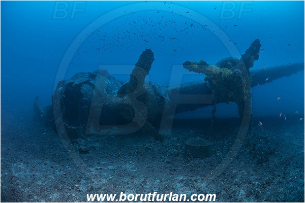 Island Vis, Croatia, Adriatic sea, Mediterranean sea, Wreck, Airplane, Bomber, B-17, Flying fortress