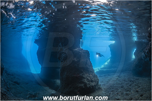 Island Vis, Croatia, Adriatic sea, Mediterranean sea, Reef, Cave, Pillar, Rocks, Diver