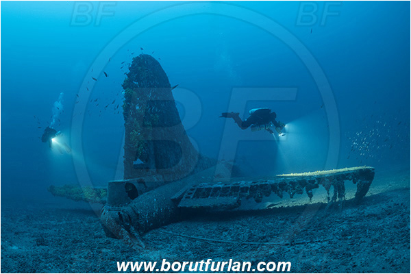 Island Vis, Croatia, Adriatic sea, Mediterranean sea, Wreck, Airplane, Bomber, B-17, Flying fortress, Diver, Technical diver