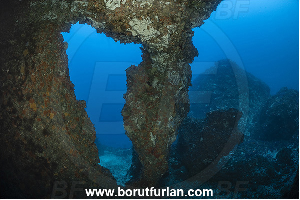 Calabria, Scilla, Italy, Tyrrhenian Sea, Mediterranean sea, Cave, Reef, Window, Pillar