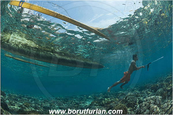 Pantar, Alor, Indonesia, Reef, Native diver, Native fisherman, Underwater fisherman, Speargun, Native boat, Boat, Trimaran