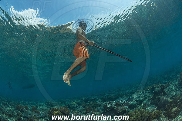 Pantar, Alor, Indonesia, Reef, Native diver, Native fisherman, Underwater fisherman, Speargun