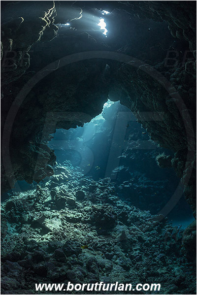 Wadi Lahami, Egypt, Red sea, Reef, Cave, Light rays