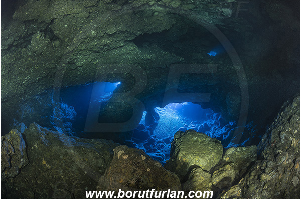 Island Svetac, Croatia, Adriatic sea, Mediterranean sea, Reef, Cave, Cave Corno Ploca, Lightbrush